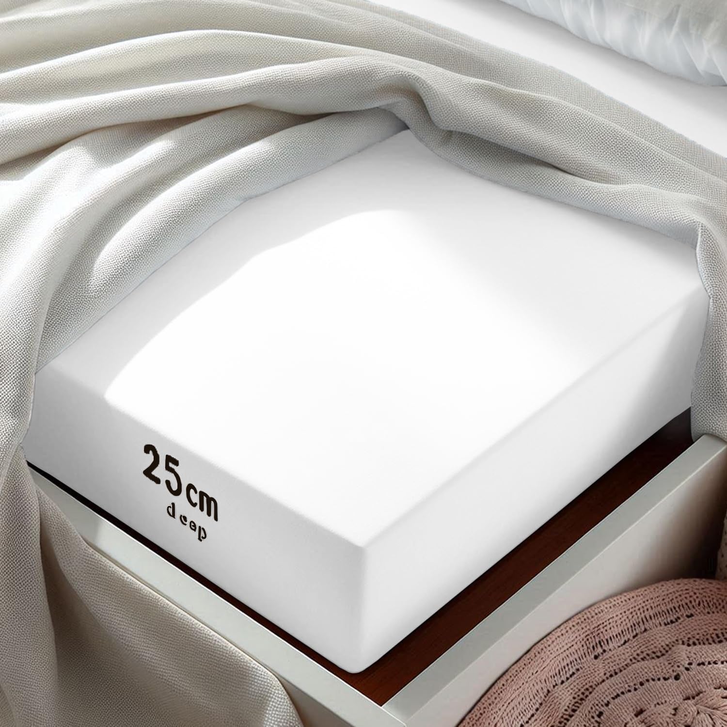 Double Fitted Sheet - 25 Cm Deep Hotel Quality (White) Bed Sheets - Soft & Breathable Fitted Bed Sheets Double - Anti-Wrinkle Easy Care Fitted Sheets